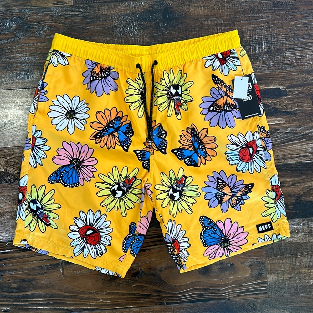 Men’s neff Marvel shorts